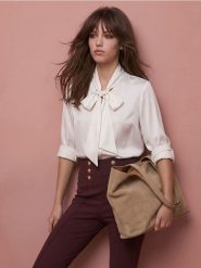 Legginsy z przeszyciami i ozdobnymi guzikami z wiskozą - czerwony. Czerwone legginsy Sinsay, l, bez wzorów, z wiskozy. Za 49.99 zł.