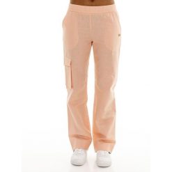 Spodnie dresowe z kieszenie na co dzień na siłownię. Czerwone spodnie dresowe LEONE 1947 APPAREL, bez wzorów, z dresówki, na fitness i siłownię. W wyprzedaży za 164.19 zł.