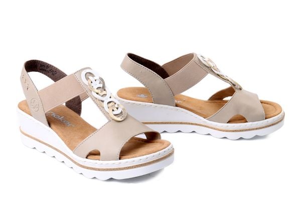 RIEKER 67498-62 beige, sandały damskie. Brązowe sandały Rieker, bez wzorów, bez obcasa, bez zapięcia. Za 223.93 zł.