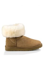 UGG Skórzane botki "Classic Short" w kolorze jasnobrązowym rozmiar: 38. Brązowe botki UGG, bez wzorów, z wełny, z okrągłym noskiem, bez obcasa, bez zapięcia. Za 792.53 zł.