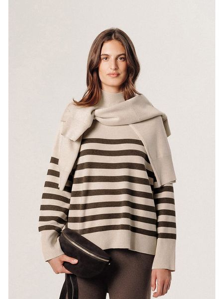 Rodier Sweter w kolorze beżowym rozmiar: XL. Brązowe swetry Rodier, xl, bez wzorów, z wełny, bez ramiączek. Za 261.05 zł.