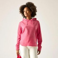 Bluza damska z kapturem Regatta Mayse. Czerwone bluzy Regatta, m, bez wzorów, z materiału, z kapturem. Za 149.00 zł.