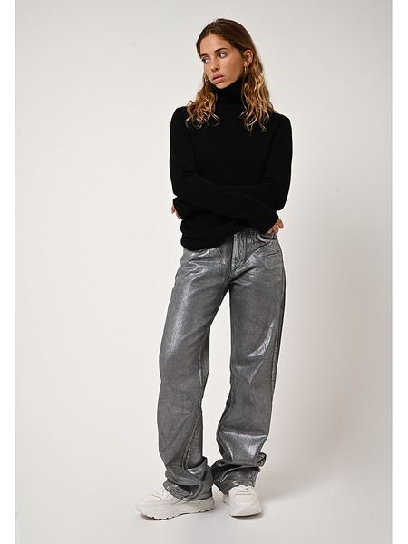 AUTHENTIC CASHMERE Kaszmirowy golf "Suzie" w kolorze czarnym rozmiar: L. Czarne golfy AUTHENTIC CASHMERE, l, bez wzorów, z kaszmiru, bez ramiączek. Za 428.43 zł.