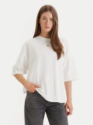 Calvin Klein Jeans T-Shirt LV047D204G Biały Oversize. Białe t-shirty Calvin Klein Jeans, xl, bez wzorów, z bawełny, bez kołnierzyka, bez ramiączek. Za 185.99 zł.