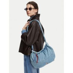 Torebka Tommy Hilfiger. Czerwone torebki klasyczne TOMMY HILFIGER, bez wzorów, bez dodatków. Za 449.99 zł.