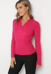 Fuksjowy Dopasowany Sweter w Prążki z Kopertowym Dekoltem Masasani. Czerwone swetry Born2be, bez wzorów, z bawełny, bez ramiączek. Za 39.99 zł.