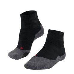 Krótkie skarpety damskie Falke TK2 Explore. Czarne skarpety Falke, bez wzorów, z elastanu. Za 151.00 zł.