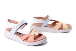 WONDERS C-6552 melon, sandały damskie. Różowe sandały Wonders, bez wzorów, bez obcasa, bez zapięcia. Za 539.90 zł.