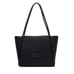Torebka KARL LAGERFELD. Czarne shopper KARL LAGERFELD, bez wzorów, bez dodatków. Za 1,299.00 zł.