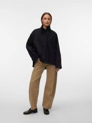 Vero Moda Kurtka przjściowa w kolorze czarnym rozmiar: M. Czarne kurtki Vero Moda, m, bez wzorów, bez kaptura. Za 165.99 zł.