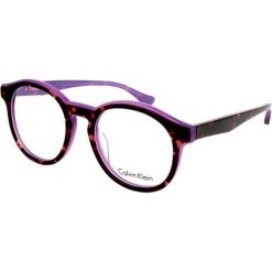 Oprawki "CK5932" w kolorze brązowo-fioletowym. Brązowe okulary przeciwsłoneczne Calvin Klein, bez wzorów, z tworzywa sztucznego. W wyprzedaży za 149.95 zł.