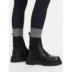 Sztyblety G-Star. Czarne botki G-Star, bez wzorów, bez obcasa, na płaskiej podeszwie, bez zapięcia. Za 449.99 zł.