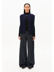 Armedangels Dżinsy ''Astraeaas'' - Comfort fit - w kolorze czarnym rozmiar: W30/L30. Czarne jeansy ARMEDANGELS, l, z aplikacjami. Za 289.95 zł.
