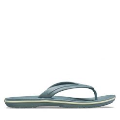 Japonki Crocs. Zielone klapki Crocs, bez wzorów, bez obcasa. Za 129.99 zł.