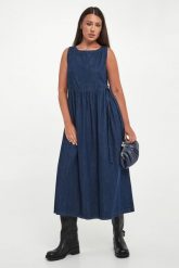 Sukienka Abano WEEKEND MAX MARA. Sukienki Weekend Max Mara, bez wzorów, bez kołnierzyka, bez ramiączek. Za 1,379.00 zł.
