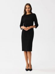 Stylove Sukienka w kolorze czarnym rozmiar: L. Czarne sukienki Stylove, na co dzień, l, bez wzorów, bez kołnierzyka, bez ramiączek, midi, proste. Za 248.95 zł.
