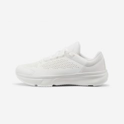 Buty sportowe damskie Essential Icon. Białe obuwie sportowe DECATHLON, z kauczuku, bez zapięcia, do biegania. Za 119.99 zł.