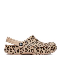 Klapki Crocs. Brązowe klapki Crocs, bez wzorów, bez obcasa. Za 239.99 zł.