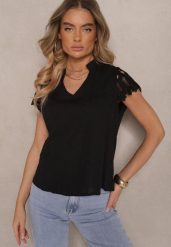 Czarna Bluzka z Tłoczonej Tkaniny z Bawełny Zdobiona Koronką Adivlolla. Czarne bluzki Renee, m, z aplikacjami, z bawełny, eleganckie, bez kołnierzyka, bez ramiączek. W wyprzedaży za 38.49 zł.