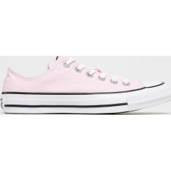Converse - Tenisówki. Czerwone trampki Converse, bez wzorów, z gumy, bez zapięcia. W wyprzedaży za 229.90 zł.