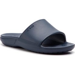 Klapki CROCS - Classic II Slide 205732 Navy. Niebieskie klapki Crocs, bez wzorów, z materiału, bez obcasa. W wyprzedaży za 79.00 zł.