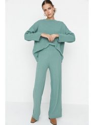 Trendyol 2-częściowy zestaw w kolorze miętowym rozmiar: L. Zielone swetry Trendyol, l, bez wzorów, prążkowane, bez ramiączek. Za 87.19 zł.