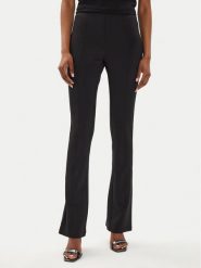 Calvin Klein Spodnie materiałowe K20K207171 Czarny Flare Fit. Czarne spodnie materiałowe Calvin Klein, bez wzorów, z materiału. Za 329.99 zł.
