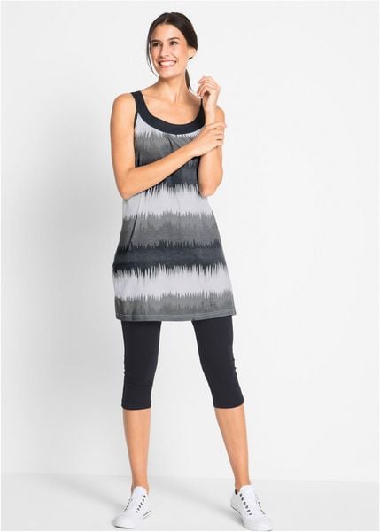 Sukienka + legginsy rybaczki (2 części). Czarne legginsy bonprix, bez wzorów. Za 107.99 zł.