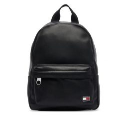 Plecak Tommy Jeans. Czarne plecaki Tommy Jeans, bez wzorów, z jeansu. Za 449.99 zł.