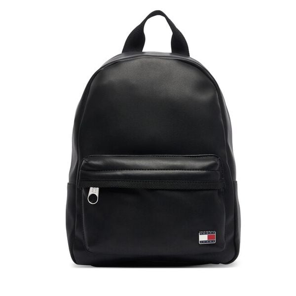 Plecak Tommy Jeans. Czarne plecaki Tommy Jeans, bez wzorów, z jeansu. Za 449.99 zł.