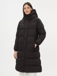 S.Oliver Płaszcz zimowy 2134857 Czarny Loose Fit. Czarne płaszcze S.Oliver, na zimę, s, bez wzorów, z syntetyku, bez kaptura. Za 559.99 zł.