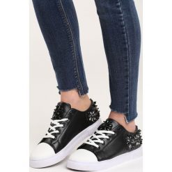 Czarne Trampki Meeka. Obuwie sportowe Born2be. Za 54.99 zł.