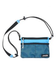 AEVOR Torebka "Chest Pouch Ripstop" w kolorze niebieskim - 20 x 14 x 1 cm rozmiar: onesize. Niebieskie torby na ramię AEVOR, bez wzorów, z materiału, na ramię, bez dodatków. Za 43.99 zł.