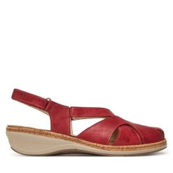 Sandały Suave. Czerwone sandały Suave, bez wzorów, bez obcasa, na koturnie, bez zapięcia. Za 399.99 zł.
