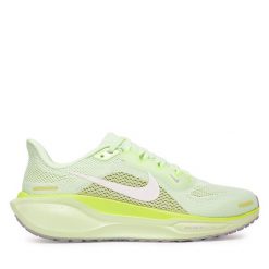 Buty do biegania Nike. Zielone obuwie sportowe Nike, bez zapięcia, do biegania. Za 619.99 zł.