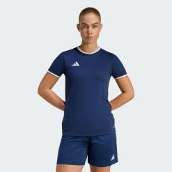 Koszulka Entrada26. Białe bluzki Adidas, bez wzorów, sportowe, bez kołnierzyka, bez ramiączek. Za 79.95 zł.