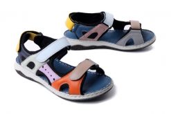 ARTIKER RELAKS 56C0452 kolorowy, sandały damskie. Sandały Artiker Relaks, bez wzorów, bez obcasa, bez zapięcia. Za 239.90 zł.