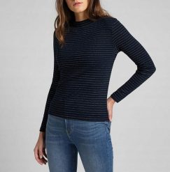 LEE HI NECK LS RIB TEE DAMSKA KOSZULKA Z DŁUGIM RĘKAWEM SKY CAPTAIN L44DPHHY 112109820. Bluzki Lee, l, bez wzorów, bez kołnierzyka, bez ramiączek. W wyprzedaży za 49.99 zł.