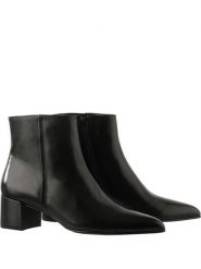 Högl Skórzane botki "Beatrice" w kolorze czarnym rozmiar: 37,5. Czarne botki Högl, bez wzorów, bez obcasa, bez zapięcia. Za 460.12 zł.