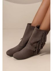 C'M Botki w kolorze brązowym rozmiar: 36. Brązowe botki C'M, bez wzorów, bez obcasa, bez zapięcia. Za 130.99 zł.