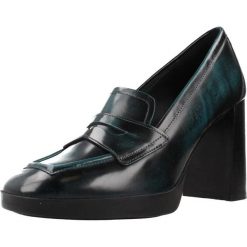 Buty GEOX D36VLD 00038 Niebieski. Niebieskie trekkingi Geox, z lakierowanej skóry, na fitness i siłownię. Za 372.99 zł.