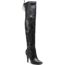 Muszkieterki GUESS - FLNOR4 ELE11 BLACK. Czarne kozaki Guess, z materiału, przed kolano, bez obcasa, na obcasie, bez zapięcia. W wyprzedaży za 429.00 zł.