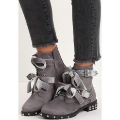 Szare Botki Glam Madame. Szare botki Born2be, bez wzorów, z weluru, bez obcasa, na obcasie, bez zapięcia. Za 89.99 zł.