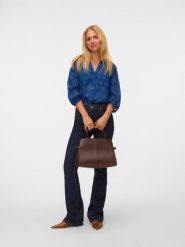 Vero Moda Bluzka w kolorze granatowym rozmiar: XL. Niebieskie bluzki Vero Moda, xl, bez wzorów, bez kołnierzyka, bez ramiączek. Za 119.95 zł.