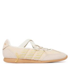 Baleriny adidas. Brązowe baleriny Adidas, bez wzorów, bez obcasa. Za 249.99 zł.