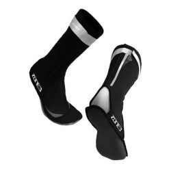 Skarpety neoprenowe ZONE3. Czarne skarpety ZONE3, bez wzorów, z neoprenu. Za 129.99 zł.