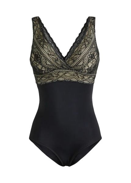 Body shape, średni stopień modelowania sylwetki. Czarne body bonprix, bez wzorów. Za 74.99 zł.