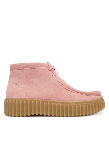 Clarks Trzewiki Torhill Moss 26184636 Różowy. Czerwone botki Clarks, bez wzorów, ze skóry, bez obcasa, na płaskiej podeszwie, bez zapięcia. Za 569.99 zł.