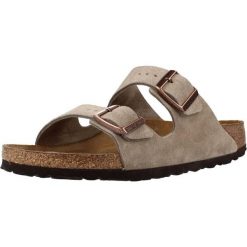 Klapki damskie Birkenstock Arizona. Brązowe klapki Birkenstock, bez wzorów, z materiału, bez obcasa. Za 535.00 zł.