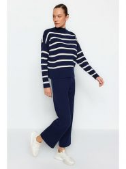 Trendyol 2-częściowy zestaw w kolorze granatowo-kremowym rozmiar: M. Brązowe swetry Trendyol, m, bez wzorów, ze splotem, bez ramiączek. Za 131.45 zł.